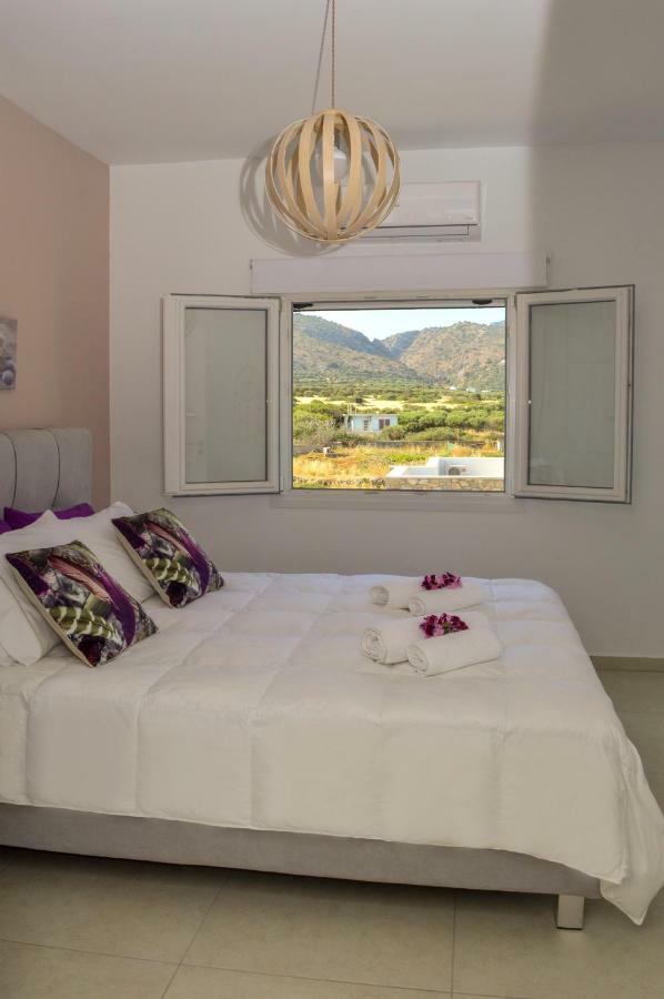 Meltemi Beach Apartments ميلاتوس المظهر الخارجي الصورة