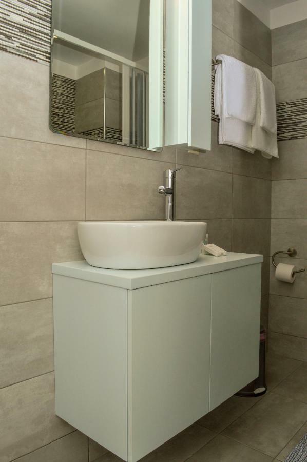 Meltemi Beach Apartments ميلاتوس المظهر الخارجي الصورة