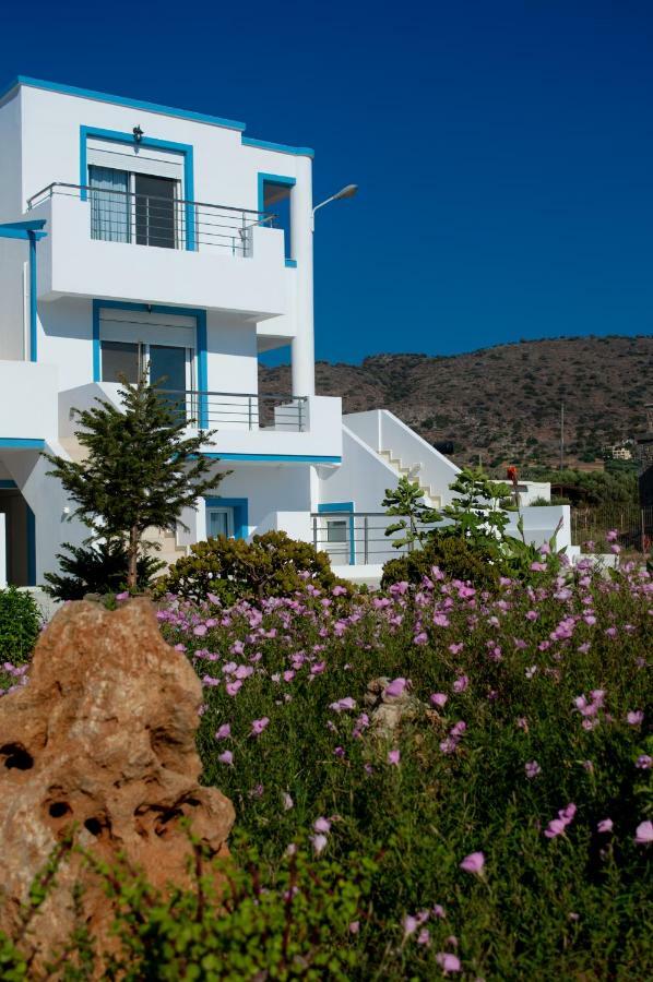 Meltemi Beach Apartments ميلاتوس المظهر الخارجي الصورة